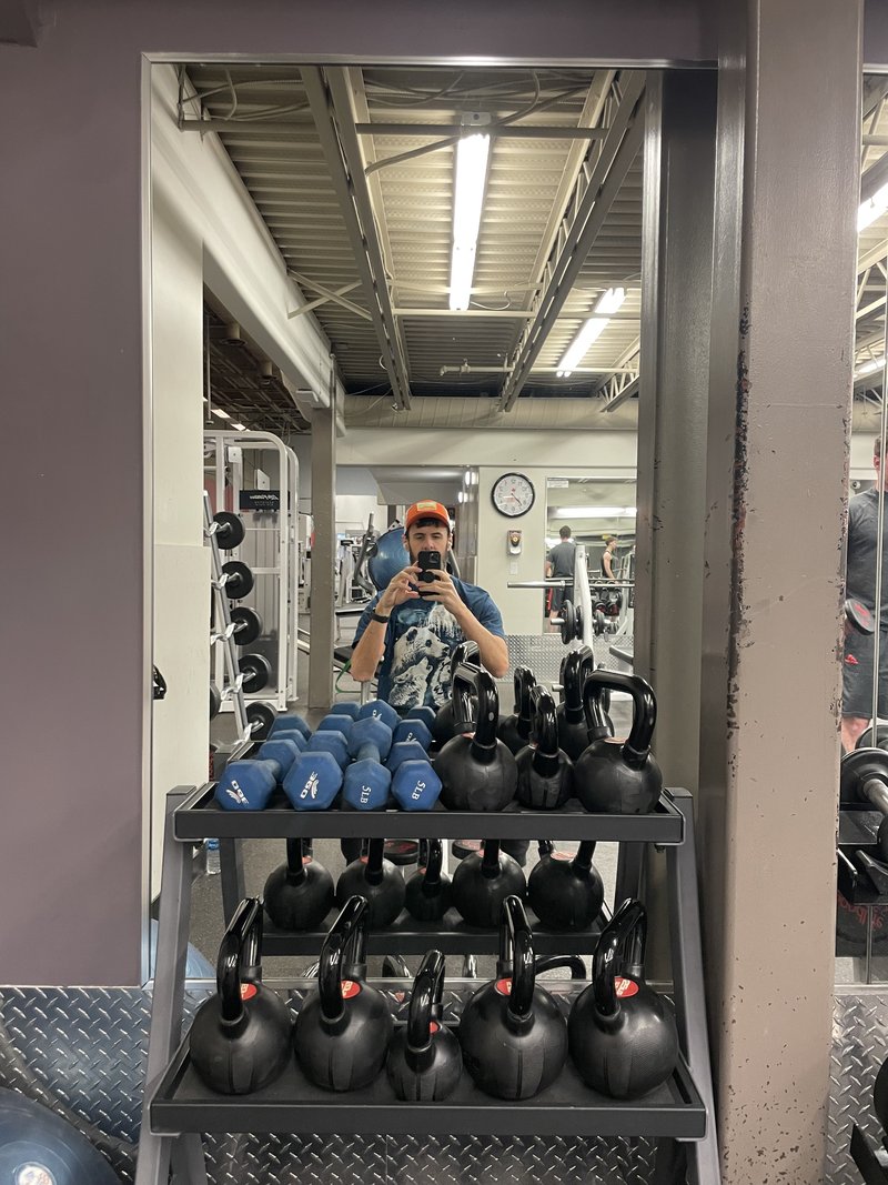 Back at the gym — Day 1 of 100 Days to Abs challenge
