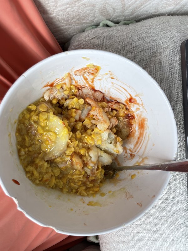 Low calorie chicken cream corn potato bowl with hot sauce — Day 1 cutting meal